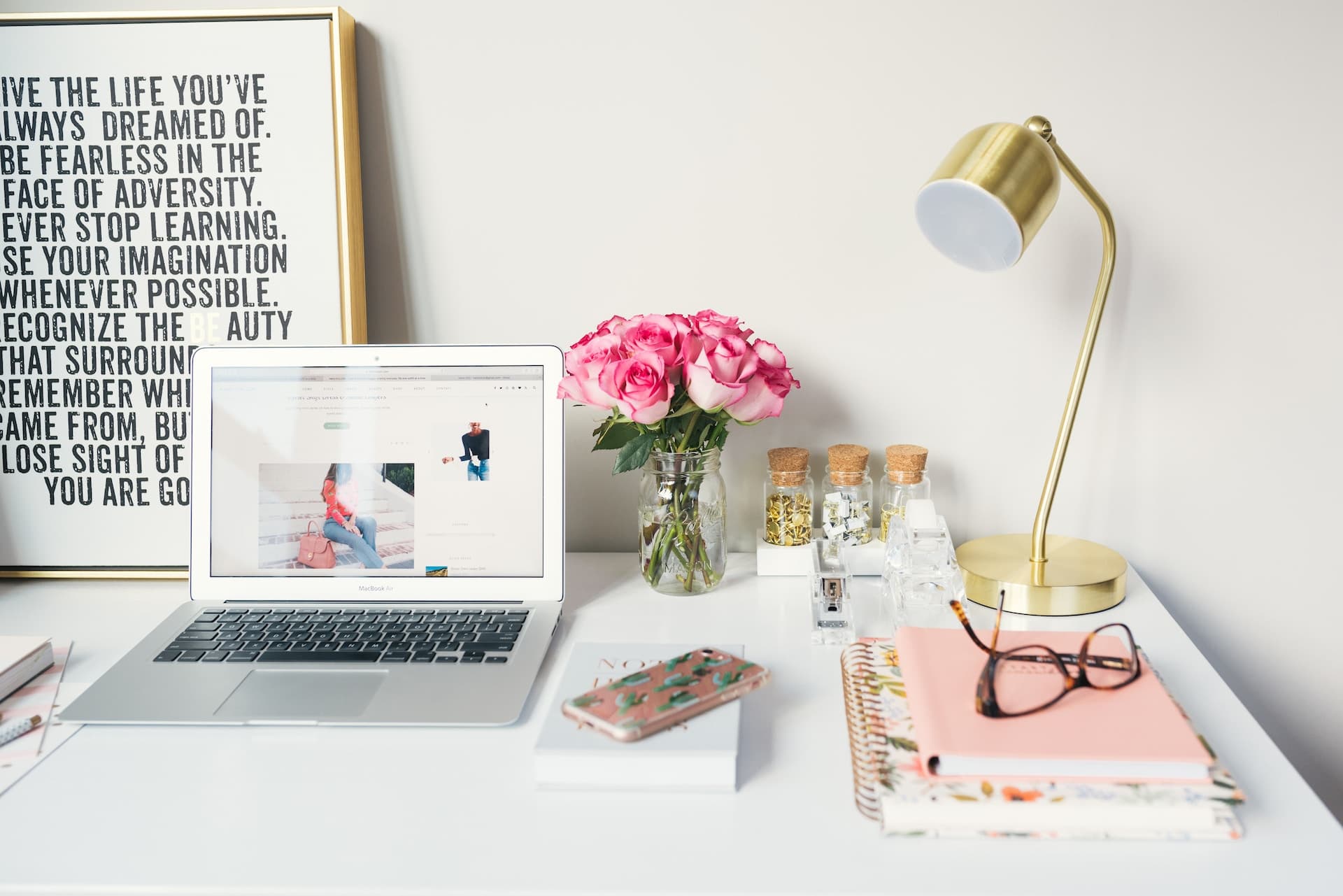 Here are 10 Best Practices for a Compelling SaaS Content Strategy Framework!