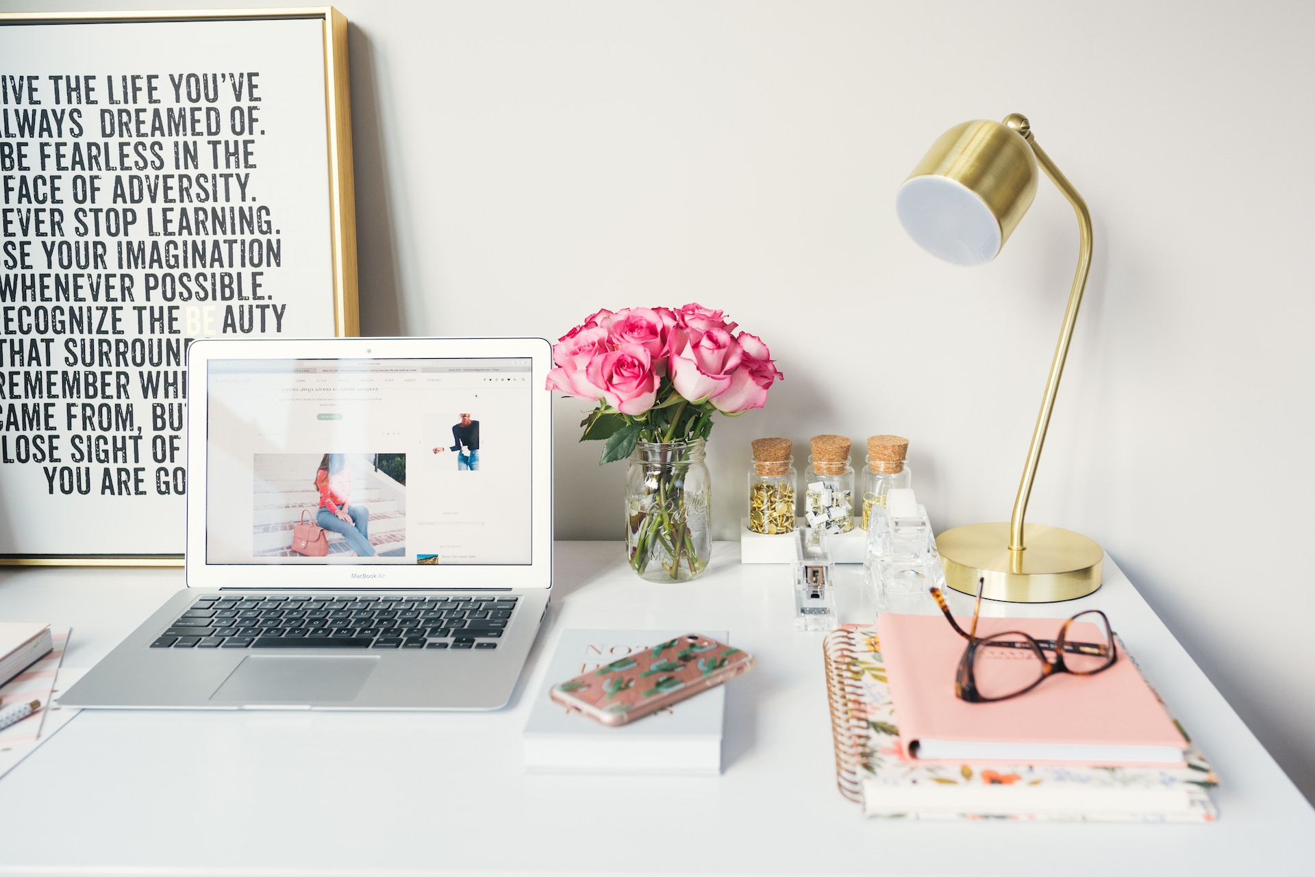 Here are 10 Best Practices for a Compelling SaaS Content Strategy Framework!